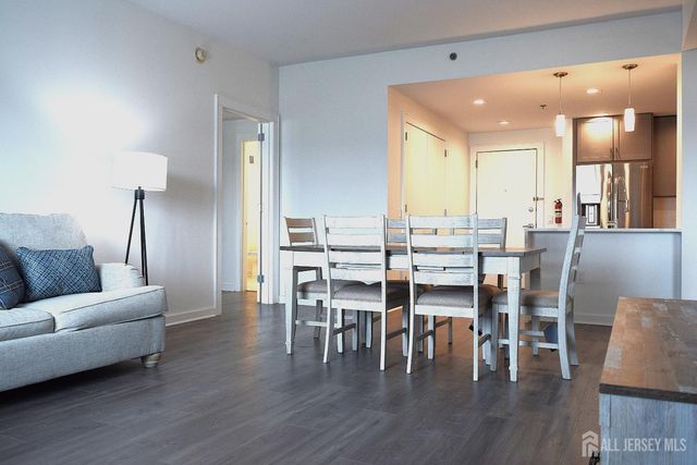 1 Carriage City Plaza 920, Rahway, NJ 07065