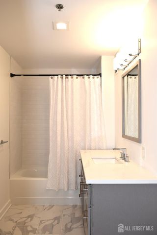 1 Carriage City Plaza 920, Rahway, NJ 07065