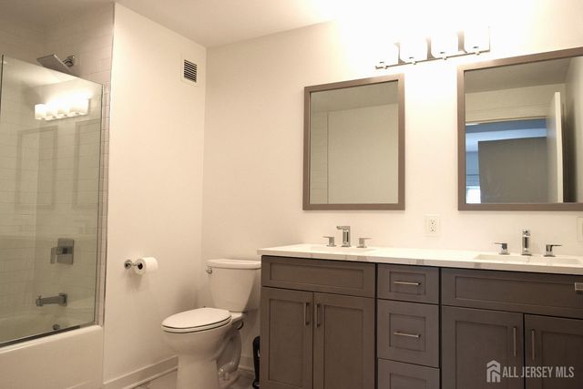 1 Carriage City Plaza 920, Rahway, NJ 07065