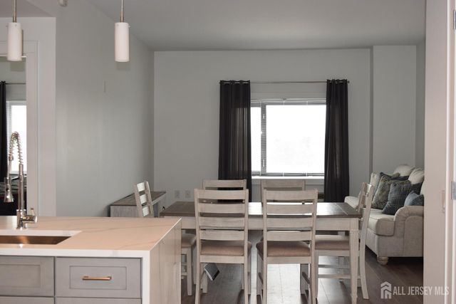 1 Carriage City Plaza 920, Rahway, NJ 07065