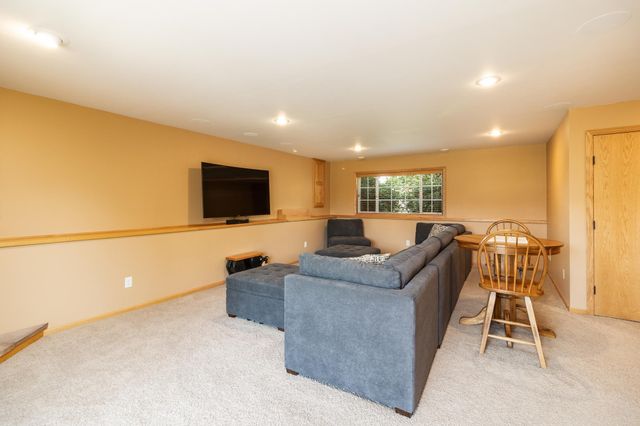515 Elena Lane, Saint Joseph, MN 56374