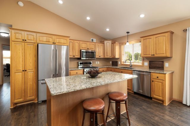 515 Elena Lane, Saint Joseph, MN 56374