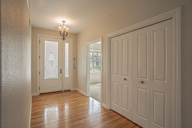 995 Pumpkin Ridge Drive, Eagle Point, OR 97524