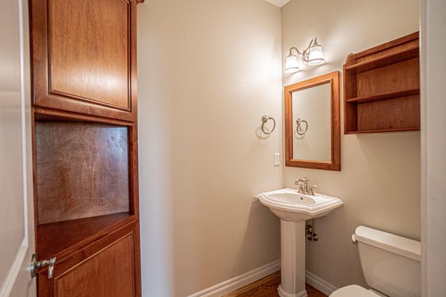 995 Pumpkin Ridge Drive, Eagle Point, OR 97524