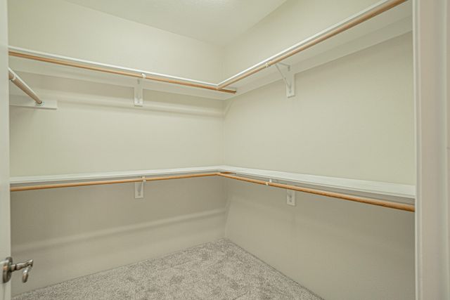 995 Pumpkin Ridge Drive, Eagle Point, OR 97524