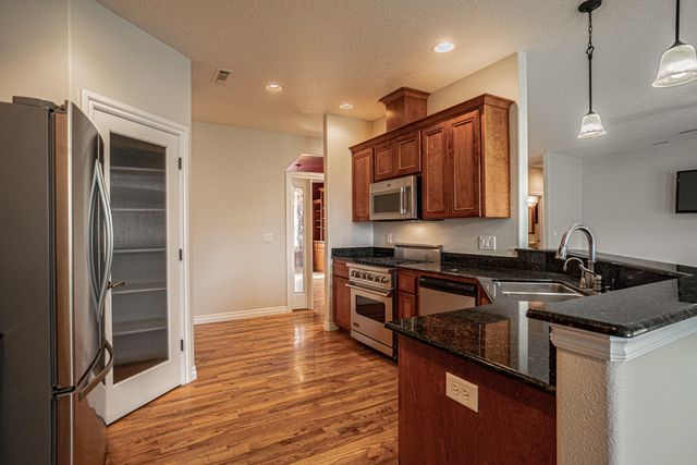 995 Pumpkin Ridge Drive, Eagle Point, OR 97524