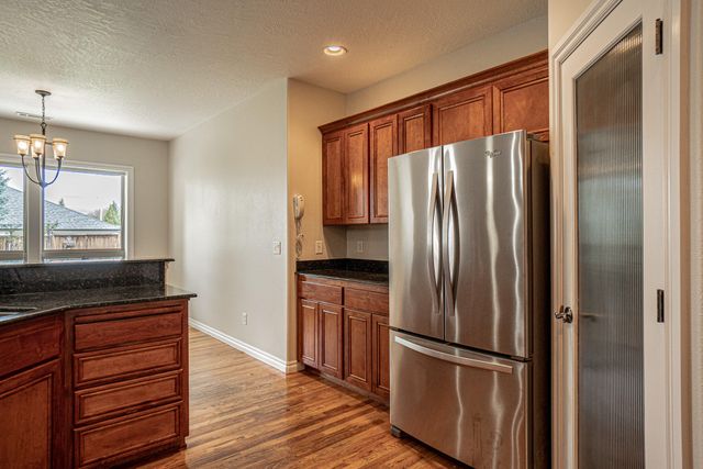 995 Pumpkin Ridge Drive, Eagle Point, OR 97524