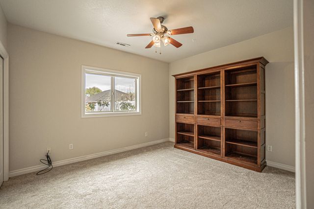 995 Pumpkin Ridge Drive, Eagle Point, OR 97524