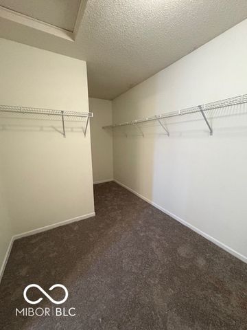 6857 Maywood Circle, Avon, IN 46123