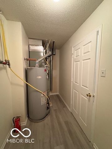 6857 Maywood Circle, Avon, IN 46123