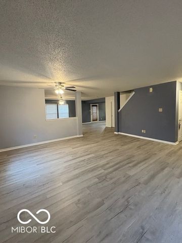 6857 Maywood Circle, Avon, IN 46123