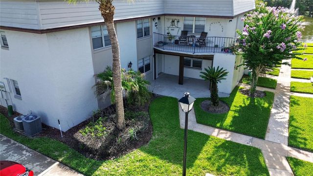 53 WINDTREE LANE 102, Winter Garden, FL 34787