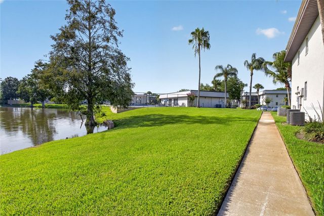 53 WINDTREE LANE 102, Winter Garden, FL 34787