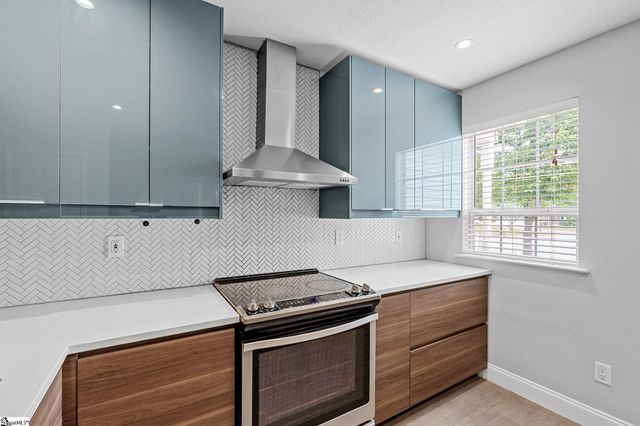 3 Alewine Court, Taylors, SC 29687