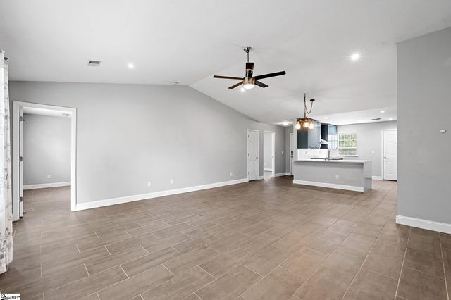3 Alewine Court, Taylors, SC 29687