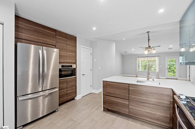 3 Alewine Court, Taylors, SC 29687