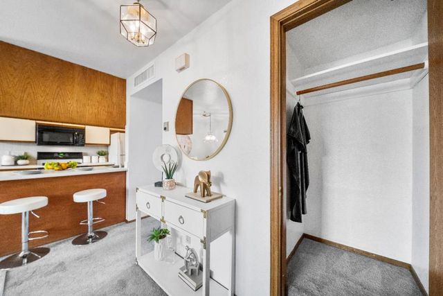 1003 San Antonio Circle 202, Daly City, CA 94014