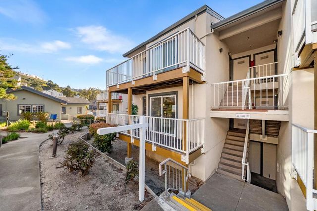 1003 San Antonio Circle 202, Daly City, CA 94014