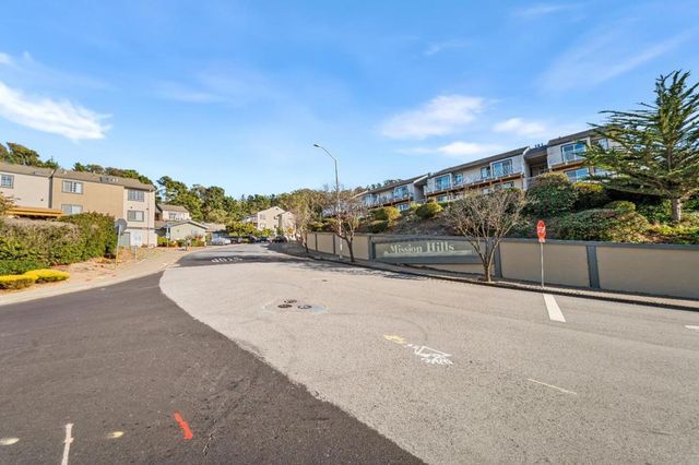 1003 San Antonio Circle 202, Daly City, CA 94014