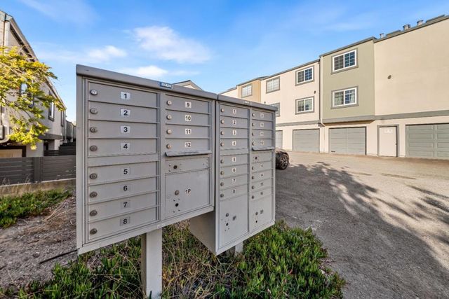 1003 San Antonio Circle 202, Daly City, CA 94014