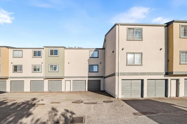 1003 San Antonio Circle 202, Daly City, CA 94014