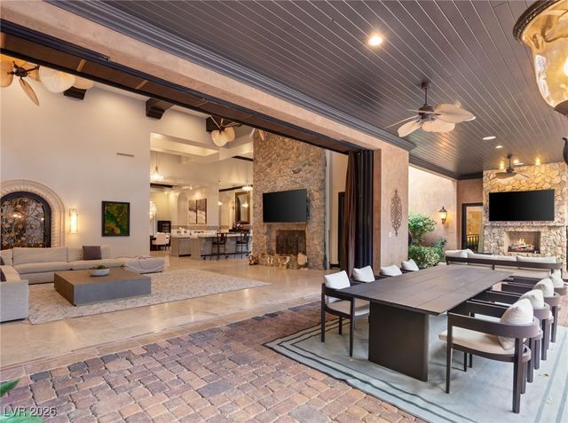 43 Olympia Hills Circle, Las Vegas, NV 89141