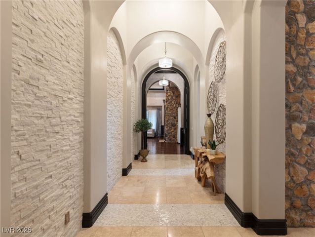 43 Olympia Hills Circle, Las Vegas, NV 89141