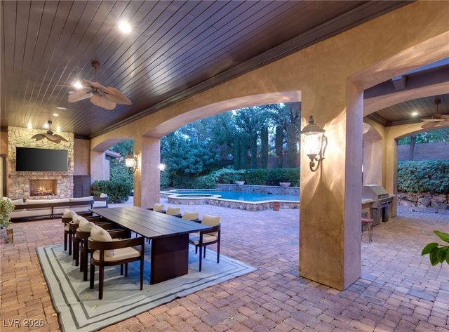 43 Olympia Hills Circle, Las Vegas, NV 89141