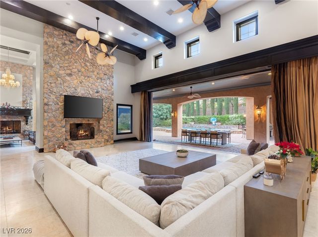 43 Olympia Hills Circle, Las Vegas, NV 89141