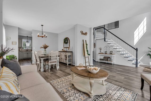 12 Lancaster Way, Jackson, NJ 08527