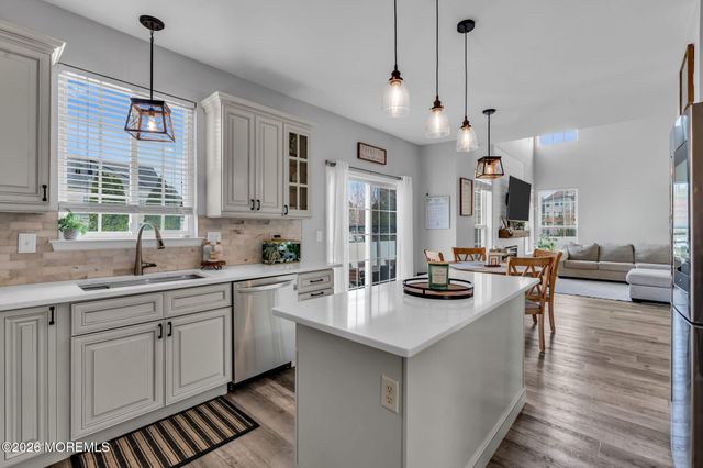 12 Lancaster Way, Jackson, NJ 08527