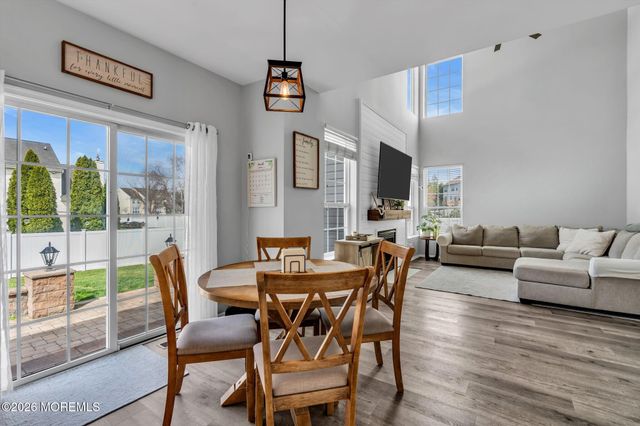 12 Lancaster Way, Jackson, NJ 08527