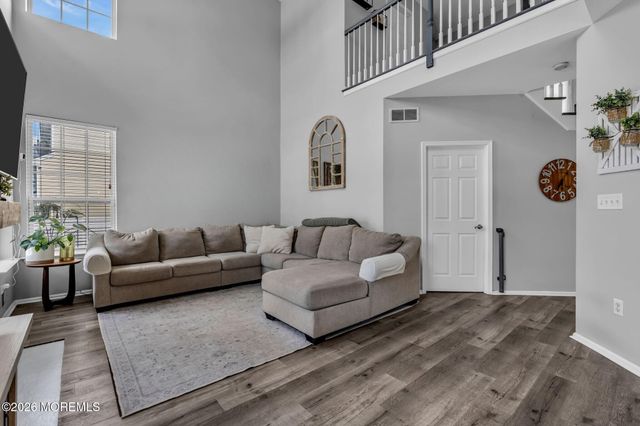 12 Lancaster Way, Jackson, NJ 08527