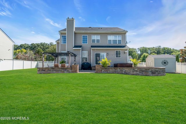12 Lancaster Way, Jackson, NJ 08527