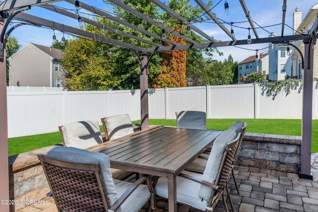 12 Lancaster Way, Jackson, NJ 08527