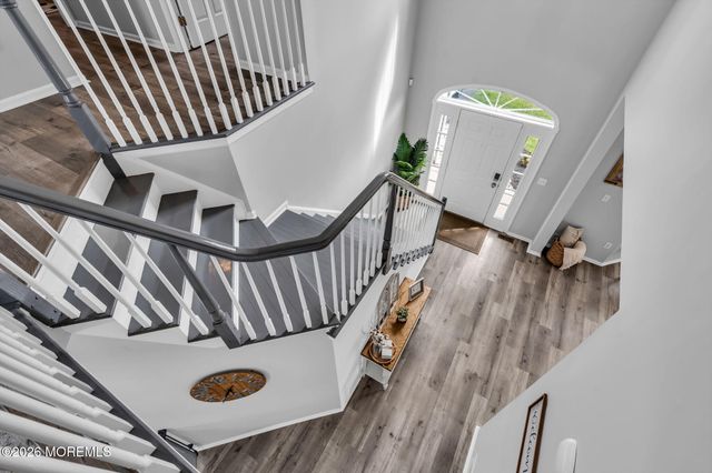 12 Lancaster Way, Jackson, NJ 08527