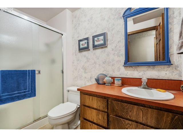 11895 Se KNEE Ct, Happy Valley, OR 97086