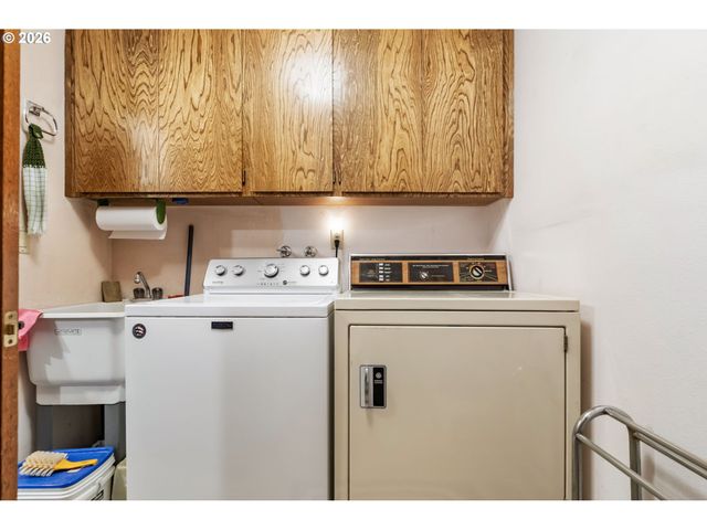 11895 Se KNEE Ct, Happy Valley, OR 97086