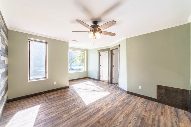 17 E 900 N, Chesterton, IN 46304