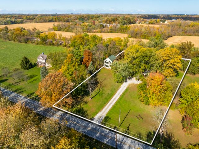 17 E 900 N, Chesterton, IN 46304