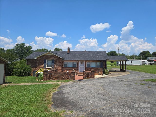 541 Old Nc 277 Road, Bessemer City, NC 28016