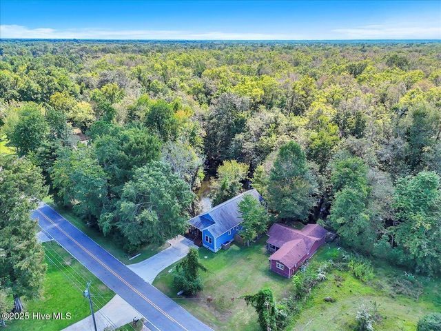 3412 Waccamaw Shores Road, Lake Waccamaw, NC 28450