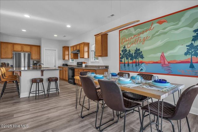 3412 Waccamaw Shores Road, Lake Waccamaw, NC 28450