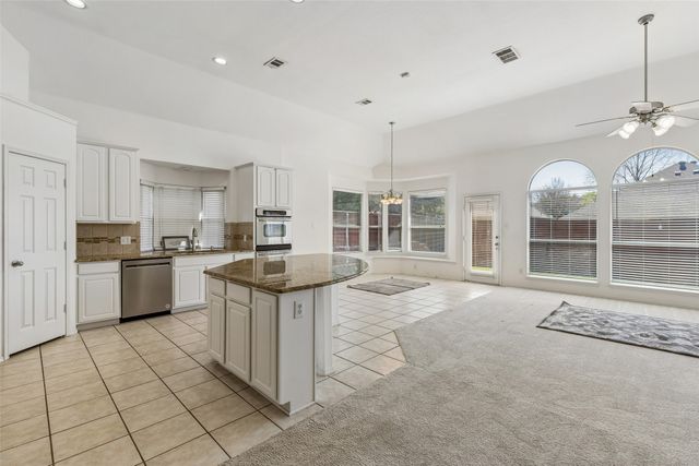 11821 Stephenville Drive, Frisco, TX 75035