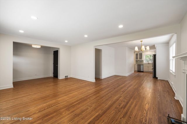 215 Biltmore Rd, Louisville, KY 40207