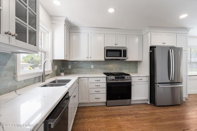 215 Biltmore Rd, Louisville, KY 40207