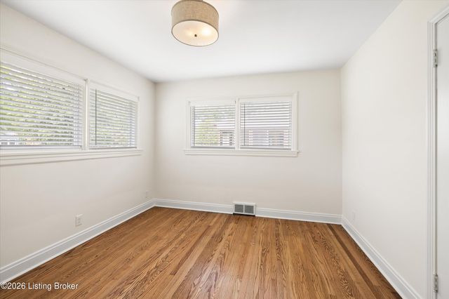 215 Biltmore Rd, Louisville, KY 40207