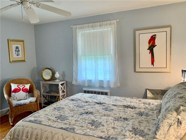 1000 Hope Street, Bristol, RI 02809