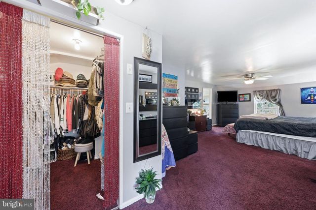 36 BRANDYWINE DR, Berlin, NJ 08009