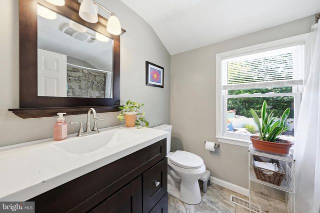 36 BRANDYWINE DR, Berlin, NJ 08009